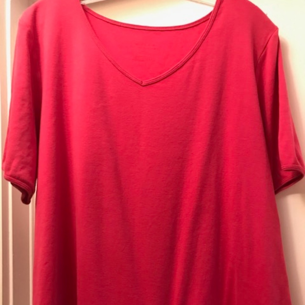 Chico's V-Neck Tee Chico's Size 3